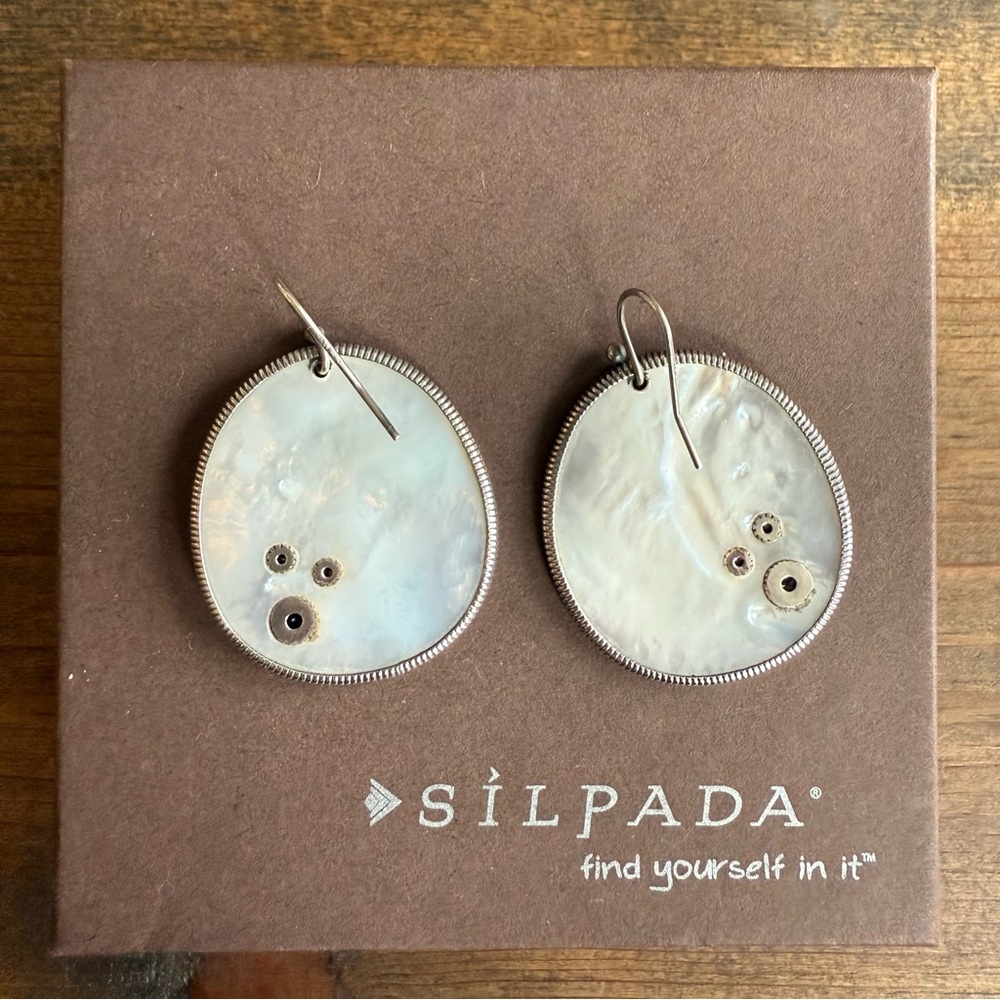 Silpada .925 Stirling Silver and Mother of Pearl Earrings with CZ Accents - Picture 4 of 4